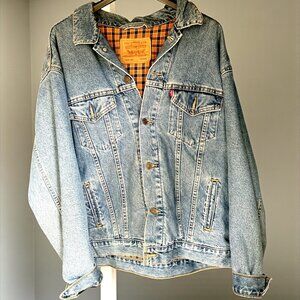 Vintage Levi's Denim Jacket Flannel Lined Size Grande Classic Trucker Jacket